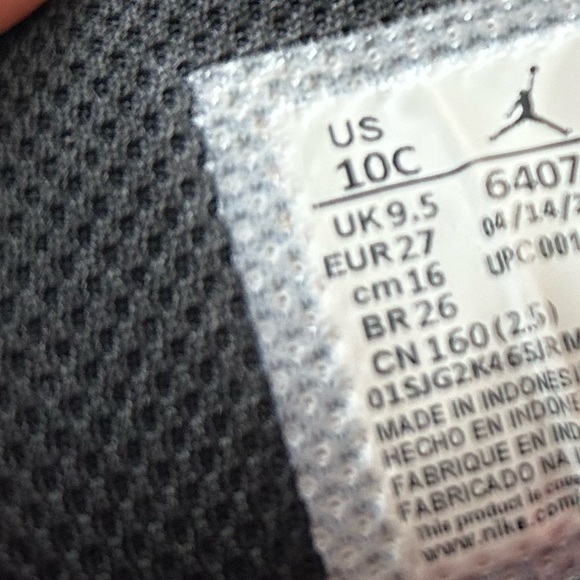 Jordan’s Toddler Girls Size 10c - Picture 14 of 14